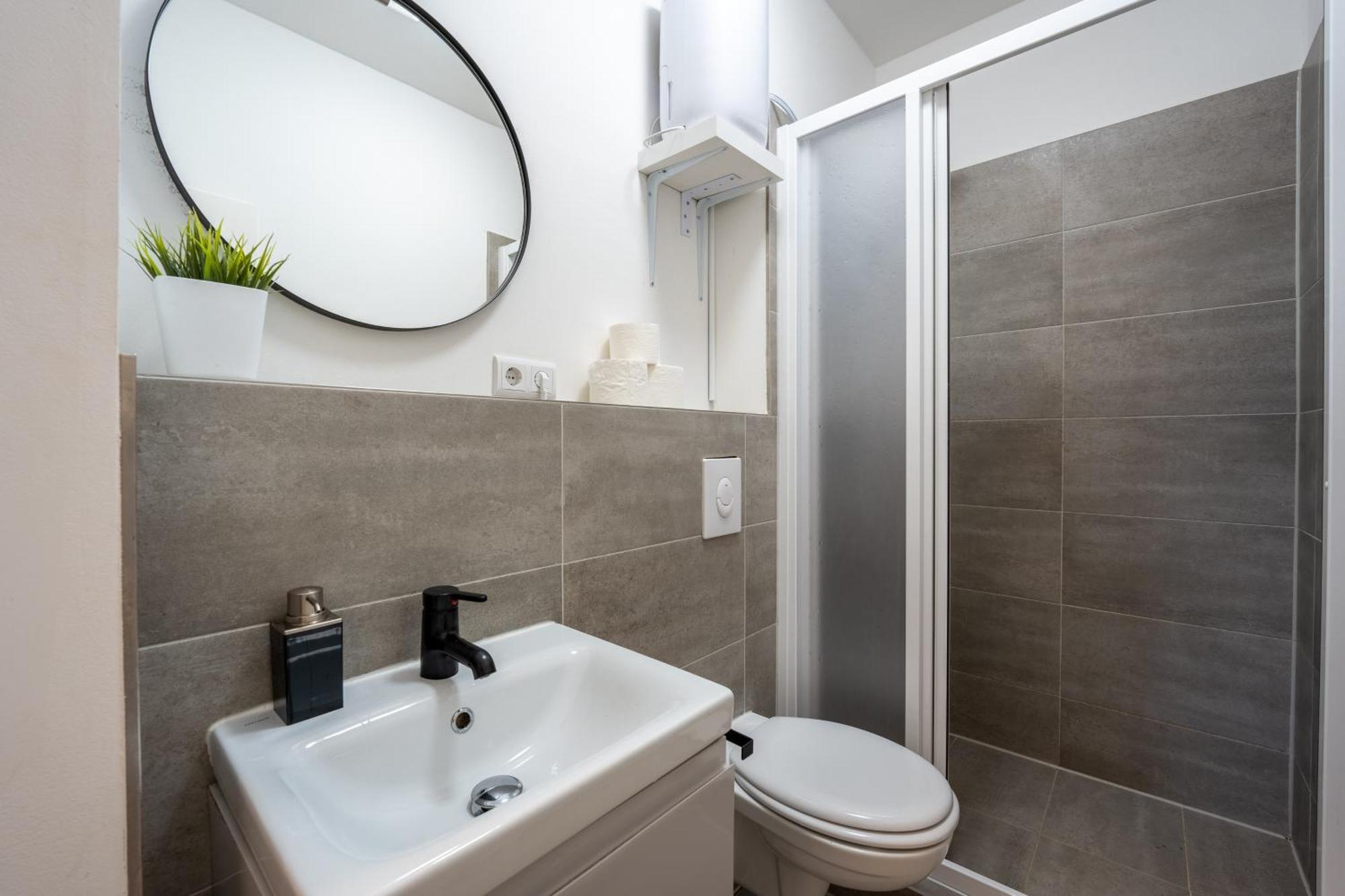 Modern, Central Flat With Workspace Берлин Экстерьер фото
