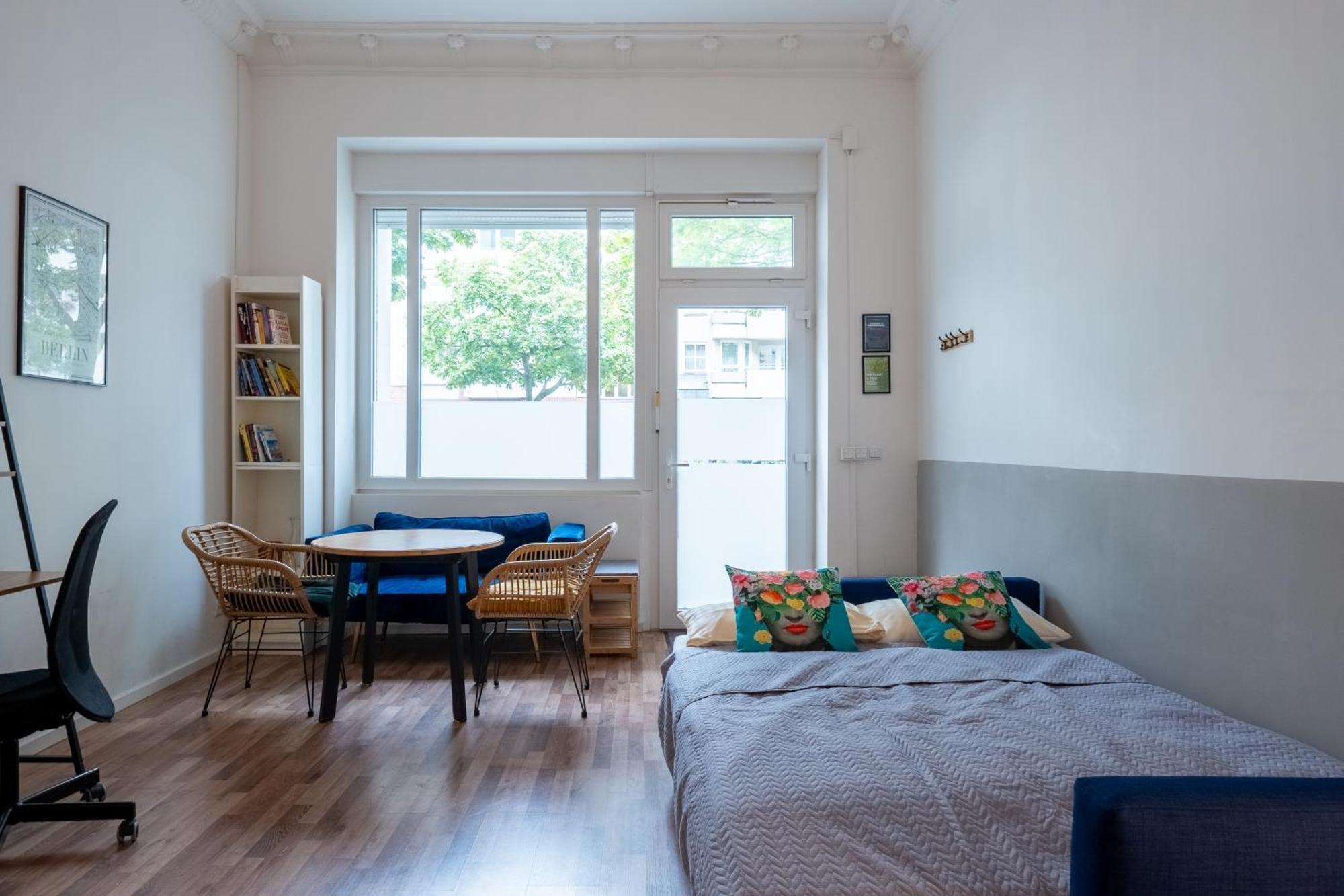 Modern, Central Flat With Workspace Берлин Экстерьер фото